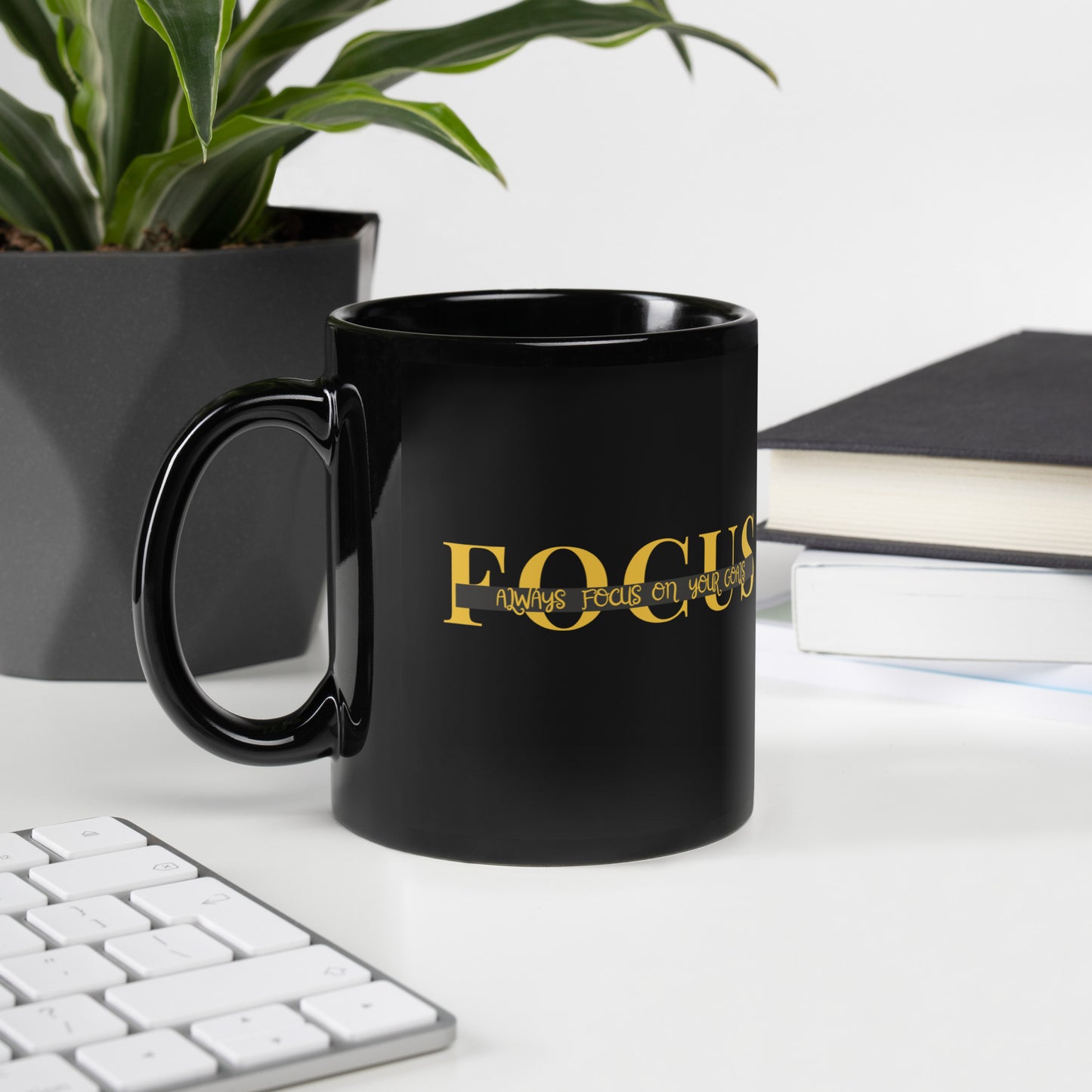 Tasse „FOCUS – Always focus on your goals“ – Motivation für jeden Tag