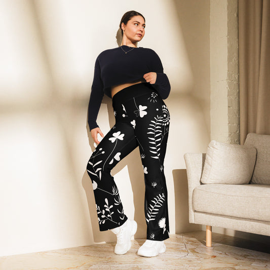 Leggings mit Schlag -Blumen Design schwarz/weis