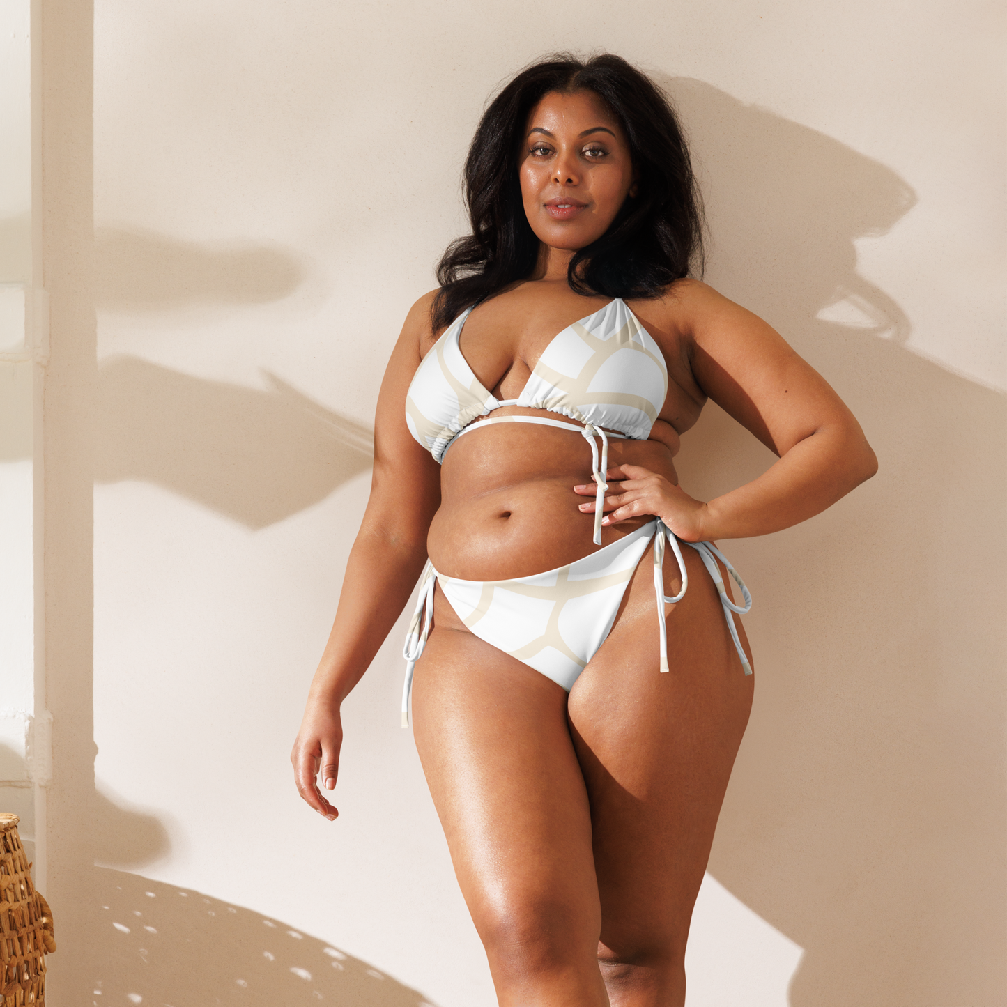 Recycelter Schnürbikini - weis mit beige Print
