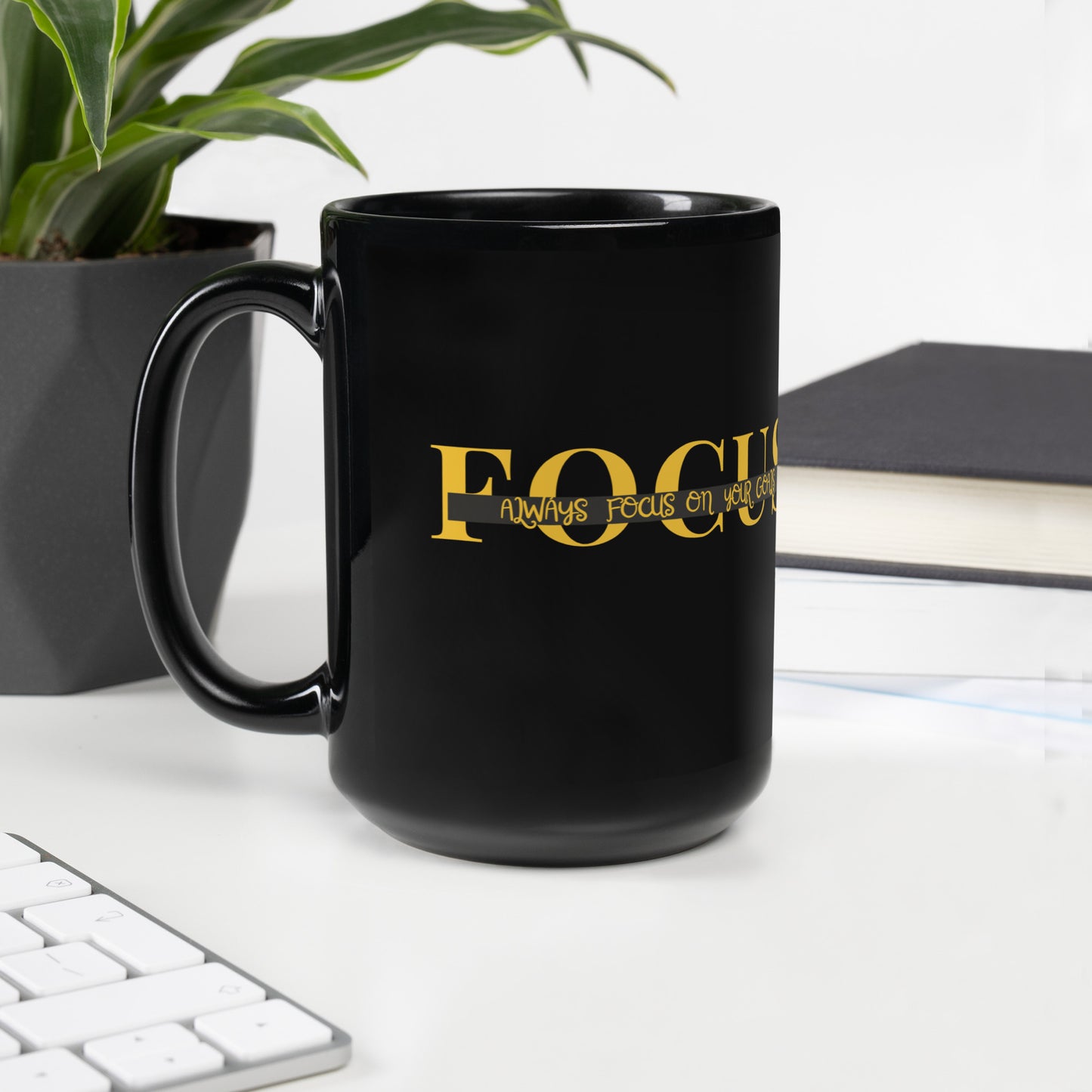 Tasse „FOCUS – Always focus on your goals“ – Motivation für jeden Tag