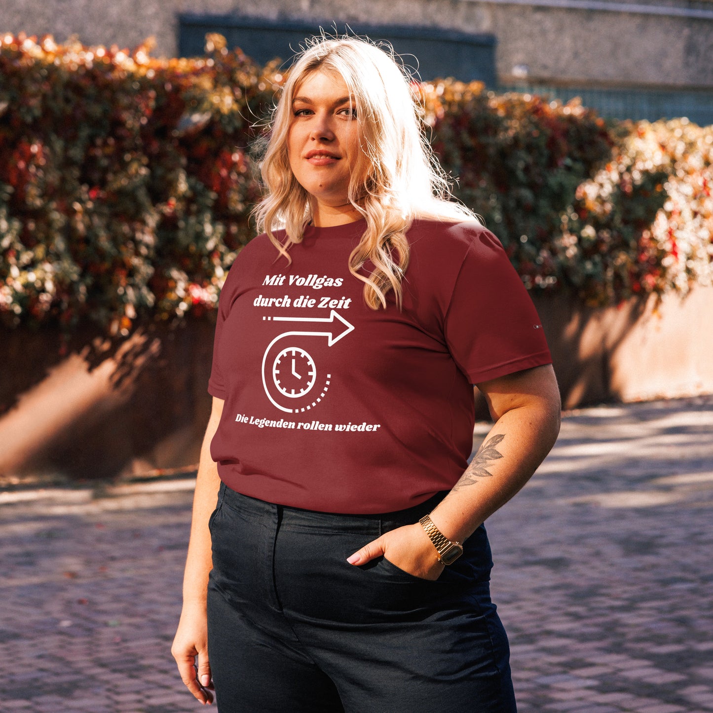 Unisex-Bio-Baumwoll-T-Shirt - Mit Vollgas durch die Zeit