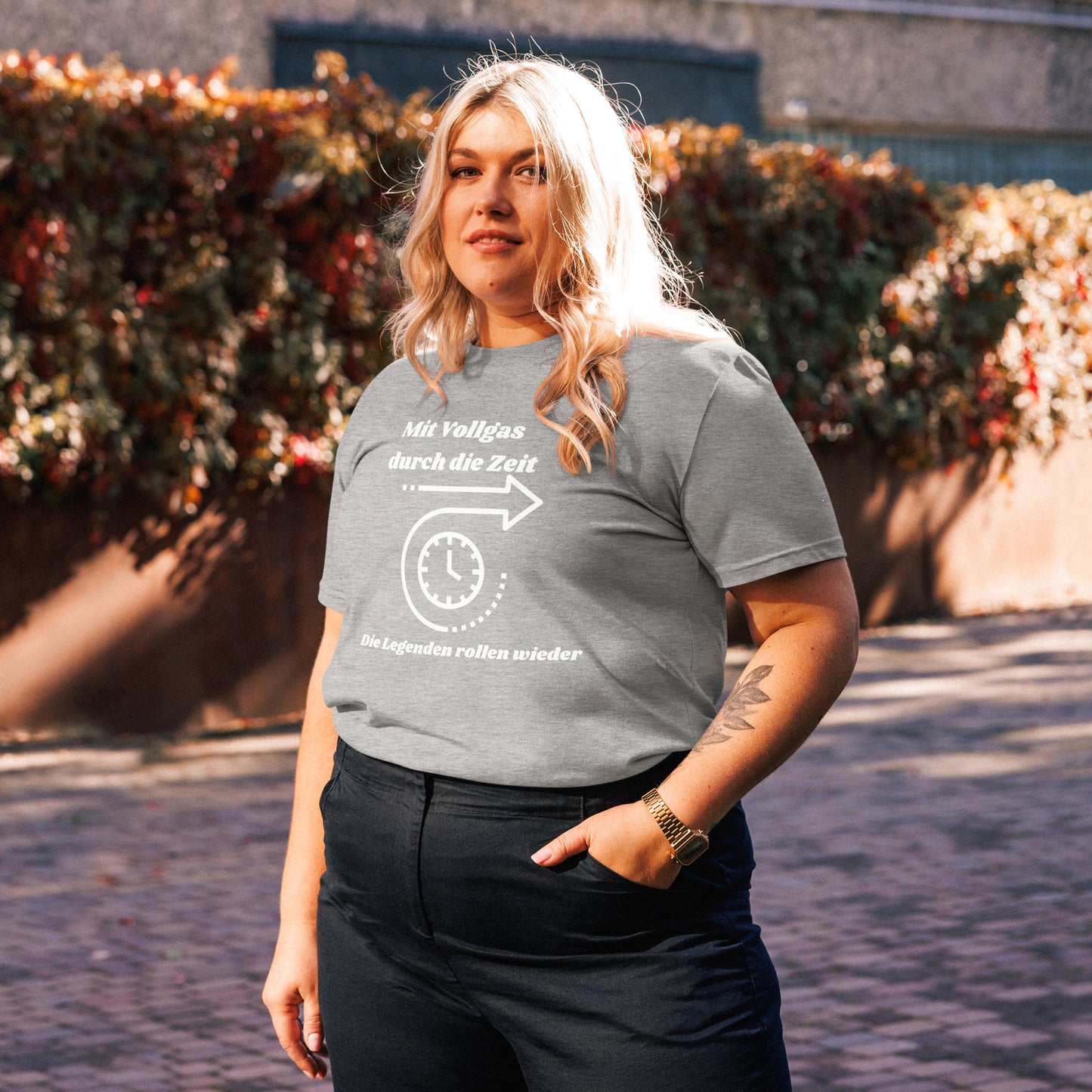 Unisex-Bio-Baumwoll-T-Shirt - Mit Vollgas durch die Zeit
